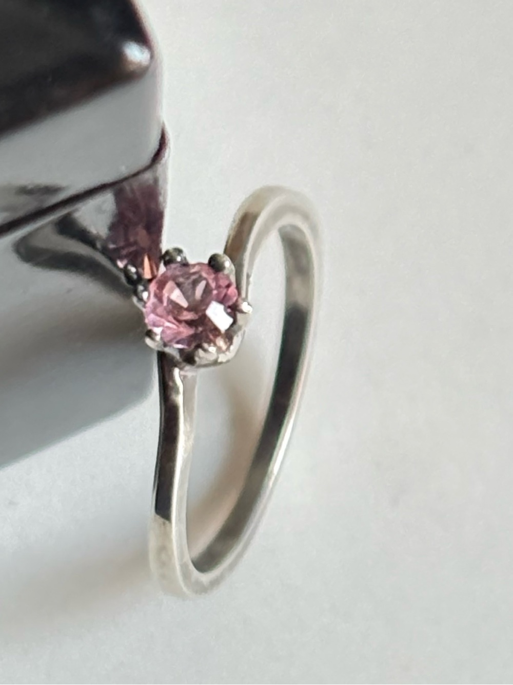 Vintage Avon Sterling Silver 925 Pink Crystal Ring w Teddy Bear Box NIB Size 4